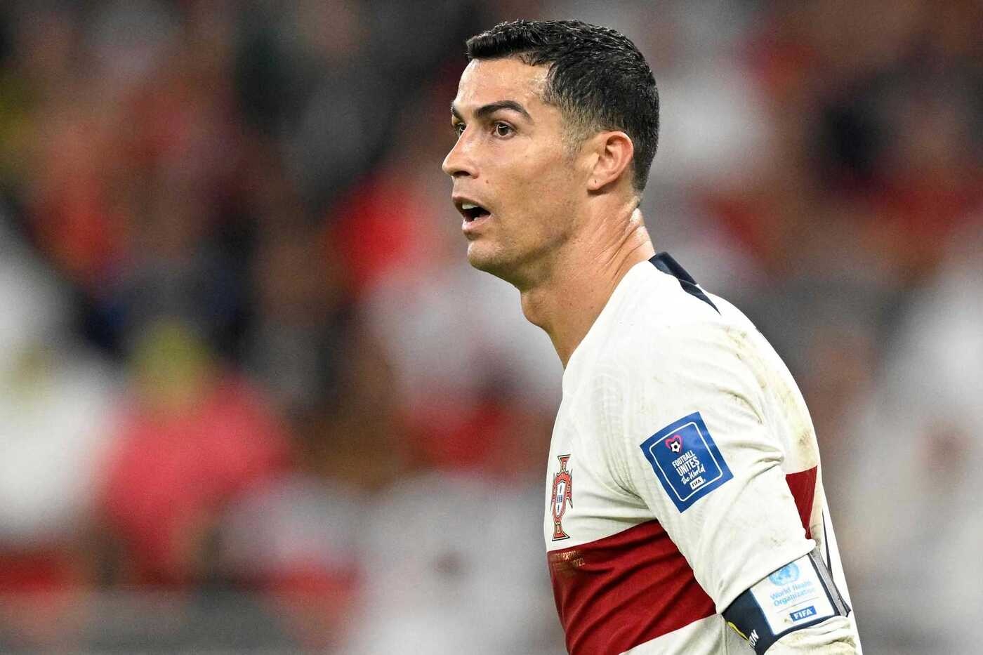 Dấu hiệu cho thấy C.Ronaldo sắp sang Saudi Arabia chơi bóng - 2