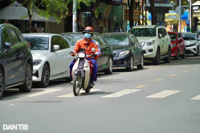 TPHCM: Một ô tô vi phạm hơn 700 lần đỗ xe không thanh toán phí - 1