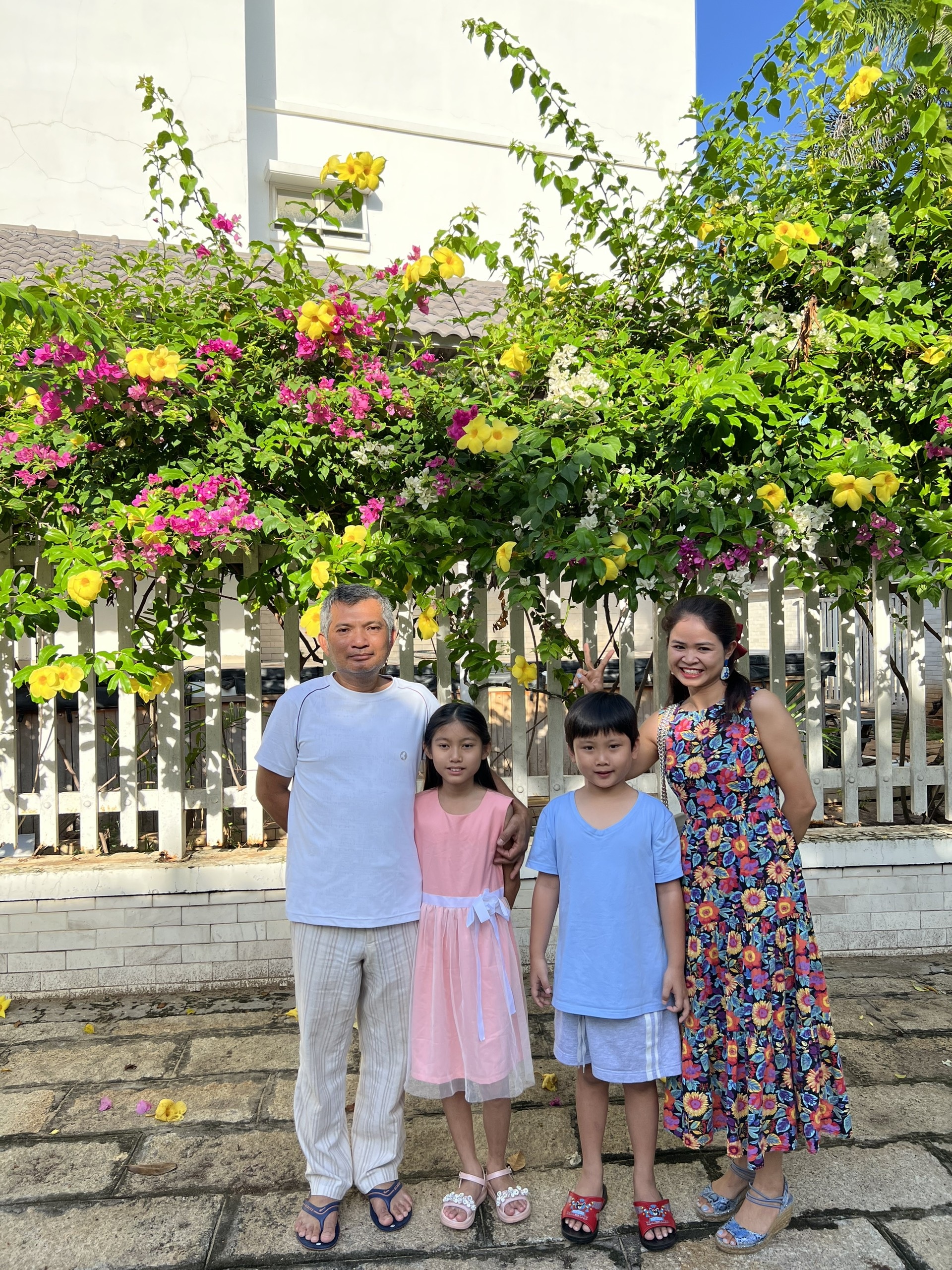 View - Nên duyên nhờ bỏ phố về rừng, cặp đôi từng đổ vỡ có hạnh phúc trong mơ | Báo Dân trí