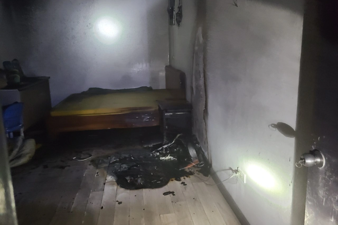 Giải cứu 11 người trong vụ cháy chung cư ở Hà Nội - 3