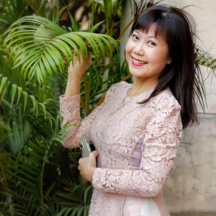 Nghệ sĩ Hương tươi kể lý do mất hút trên truyền hình và góc tối Showbiz - 4 Nghệ sĩ Hương tươi kể lý do mất hút trên truyền hình và góc tối Showbiz - 4