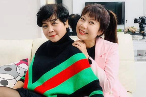 Nghệ sĩ Hương tươi kể lý do mất hút trên truyền hình và góc tối Showbiz - 3 Nghệ sĩ Hương tươi kể lý do mất hút trên truyền hình và góc tối Showbiz - 3