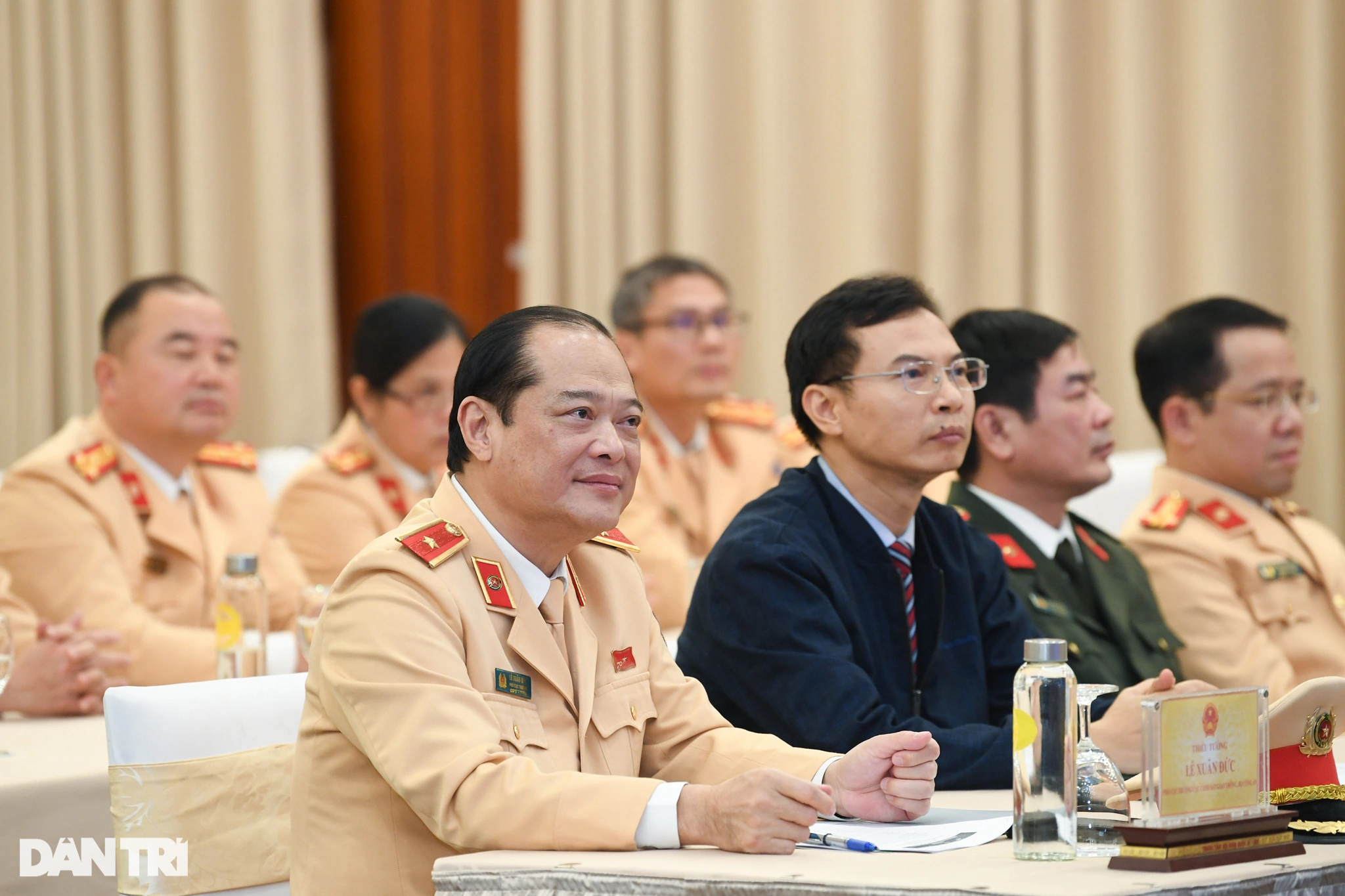 View - Toàn cảnh Lễ trao giải Cuộc thi Sáng kiến an toàn giao thông Việt Nam 2022 | Báo Dân trí