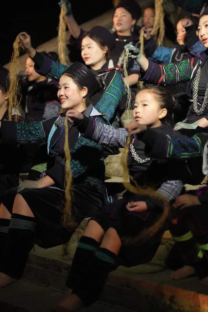 Nét đẹp văn hóa người Mông  trong vở thực cảnh The Mong show - 10