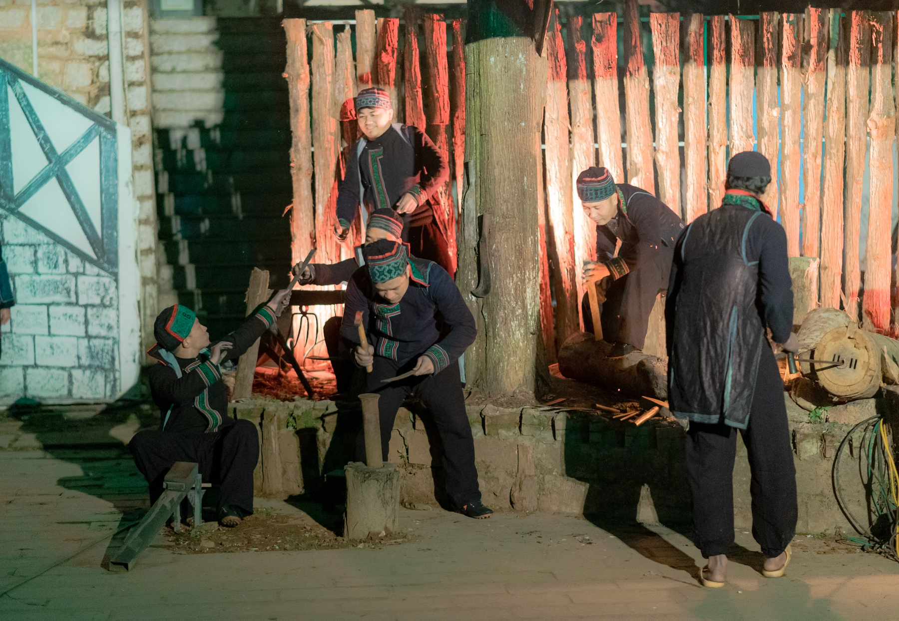 Nét đẹp văn hóa người Mông  trong vở thực cảnh The Mong show - 3