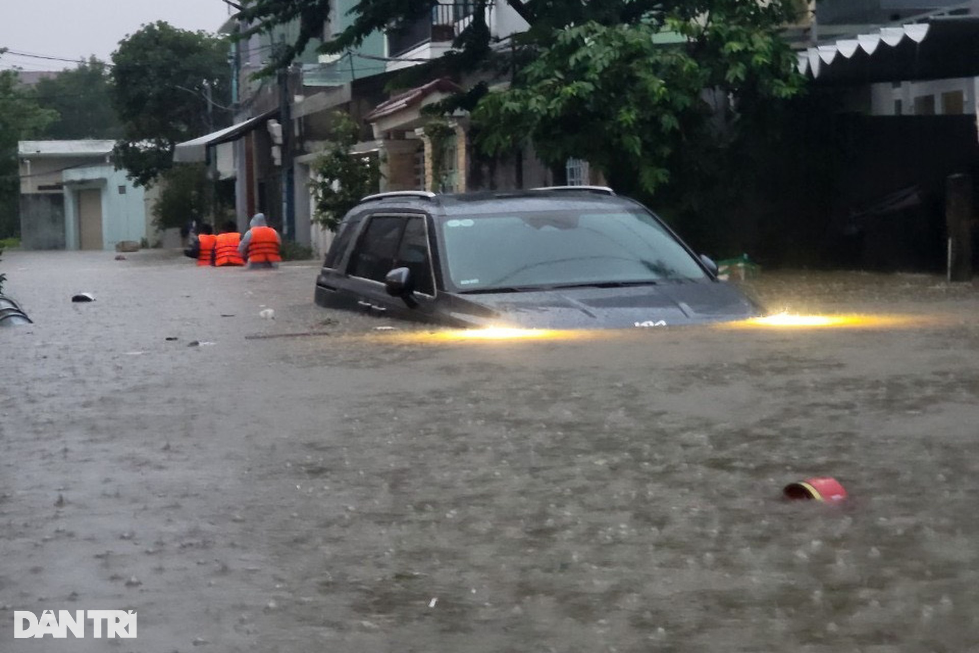 Thiên tai năm 2022 nuốt chửng gần 20.000 tỷ đồng - 2 Thiên tai năm 2022 nuốt chửng gần 20.000 tỷ đồng - 2
