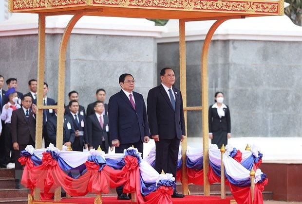 Lễ đón chính thức Thủ tướng Phạm Minh Chính tại Phủ Thủ tướng Lào - 3