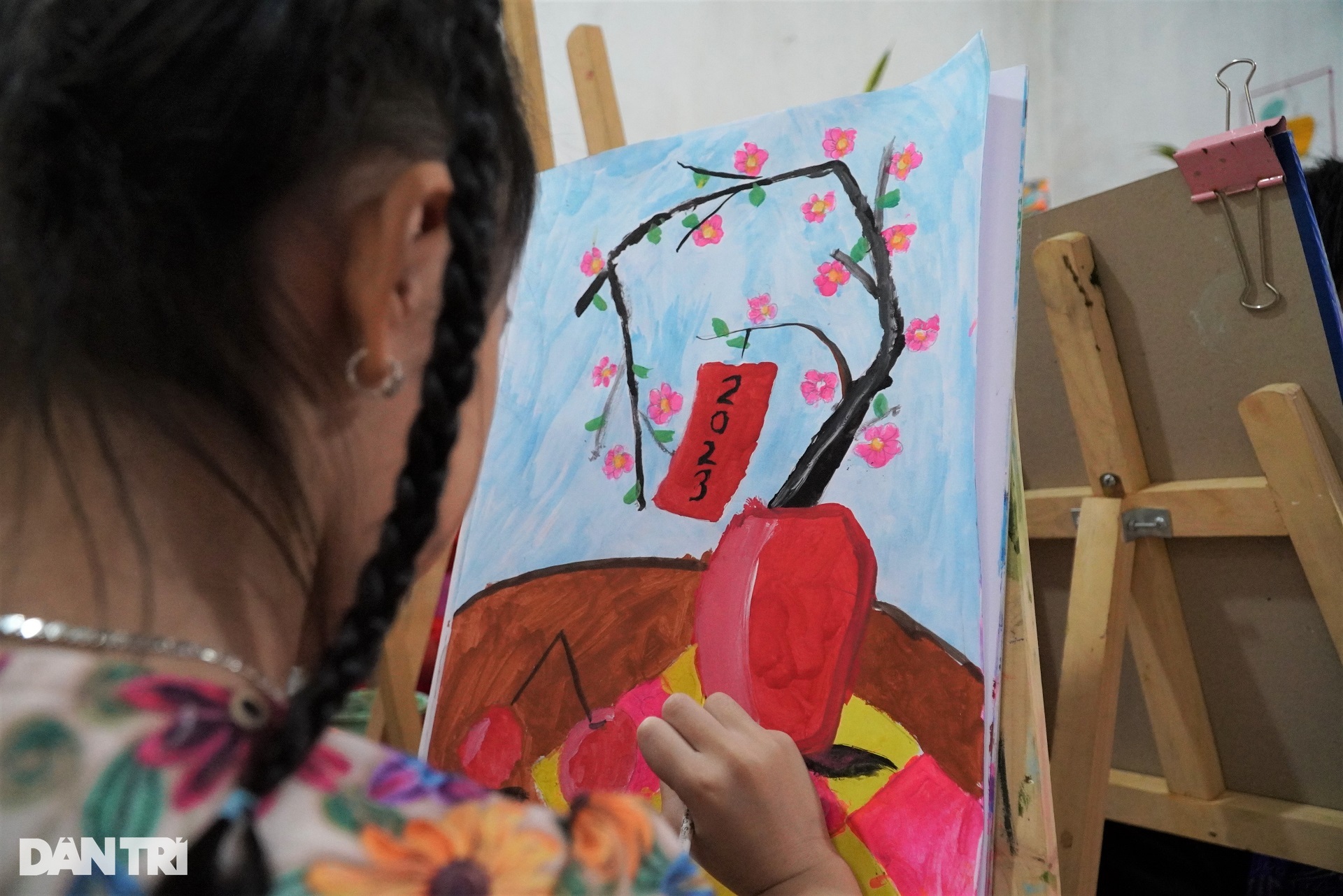 Nghỉ việc ở Hà Nội, cô gái trẻ về quê mở lớp dạy vẽ cho trẻ em - 6