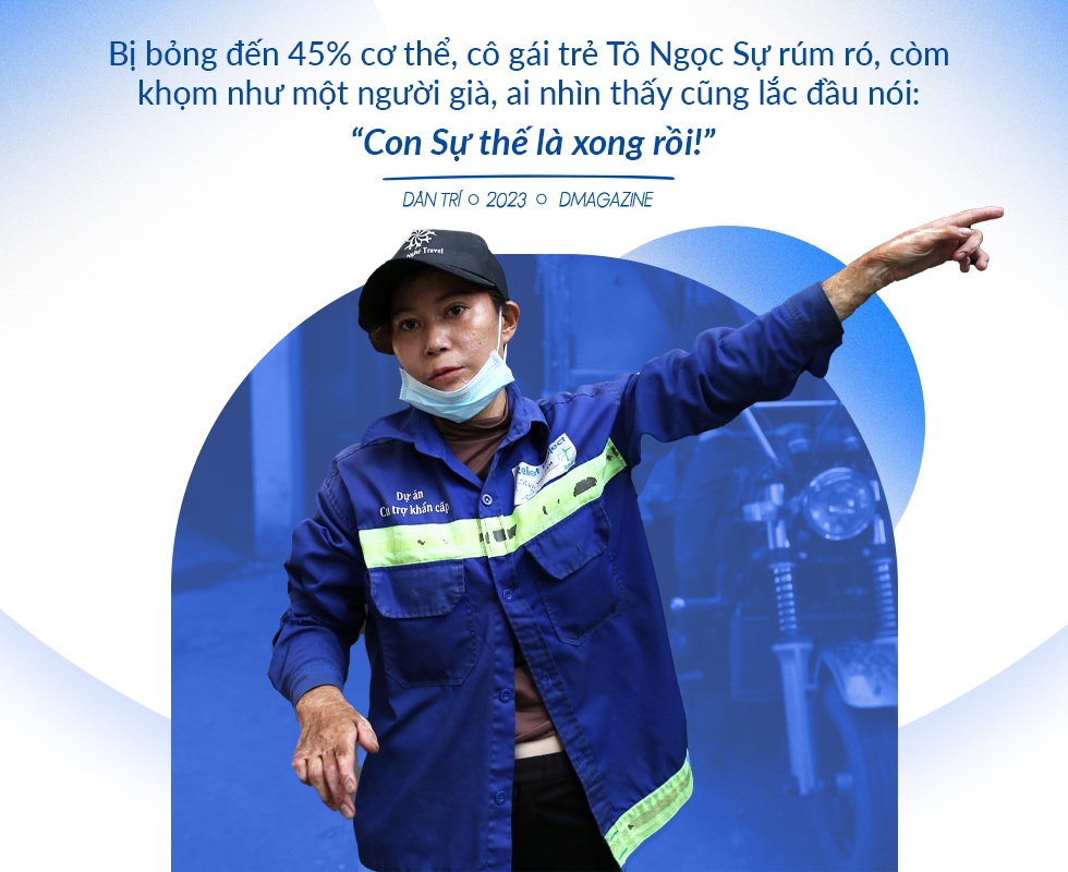 Nữ lao công sáng đi gom rác tối biến hình thành ca sĩ phòng trà - 4