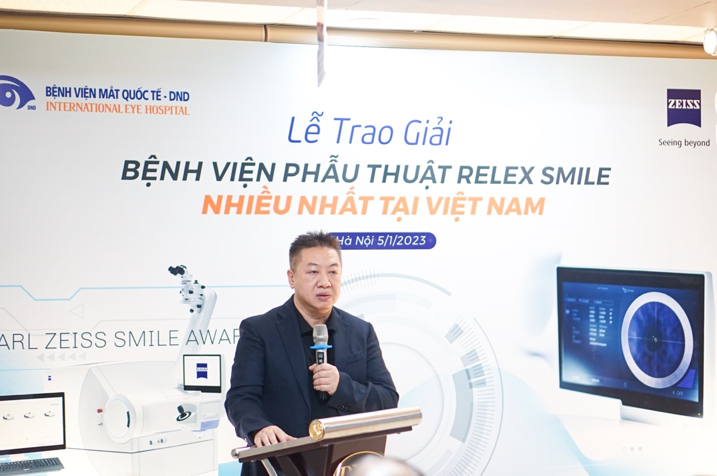 Bệnh viện Mắt DND nhận giải Bệnh viện phẫu thuật ReLEx Smile nhiều nhất Việt Nam - 2