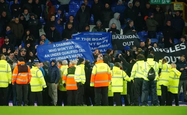 Chủ tịch Everton rao bán đội bóng sau khi sa thải HLV Frank Lampard - 2