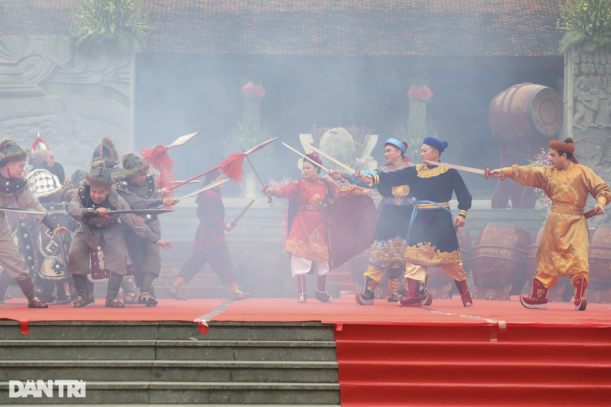 Hào hùng hội Gò Đống Đa tưởng nhớ chiến thắng của vua Quang Trung - 11 Hào hùng hội Gò Đống Đa tưởng nhớ chiến thắng của vua Quang Trung - 11