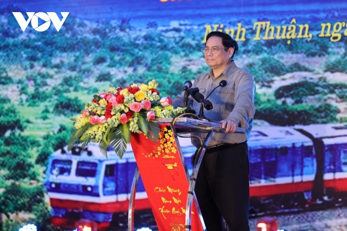 Thủ tướng phát động triển khai dự án cải tạo tuyến đường sắt đoạn Nha Trang - Sài Gòn - 2