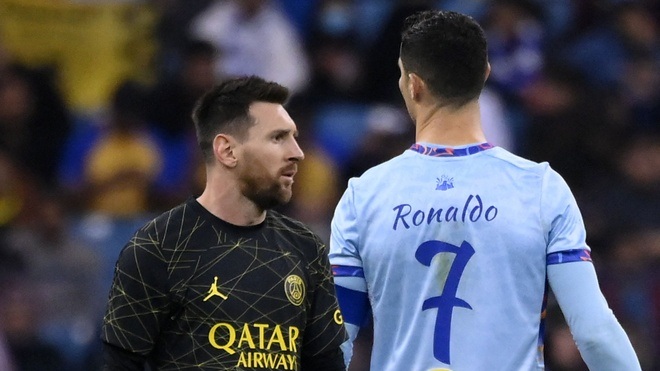 Messi xuất sắc nhất thế giới, C.Ronaldo bị đẩy khỏi top 50 - 2