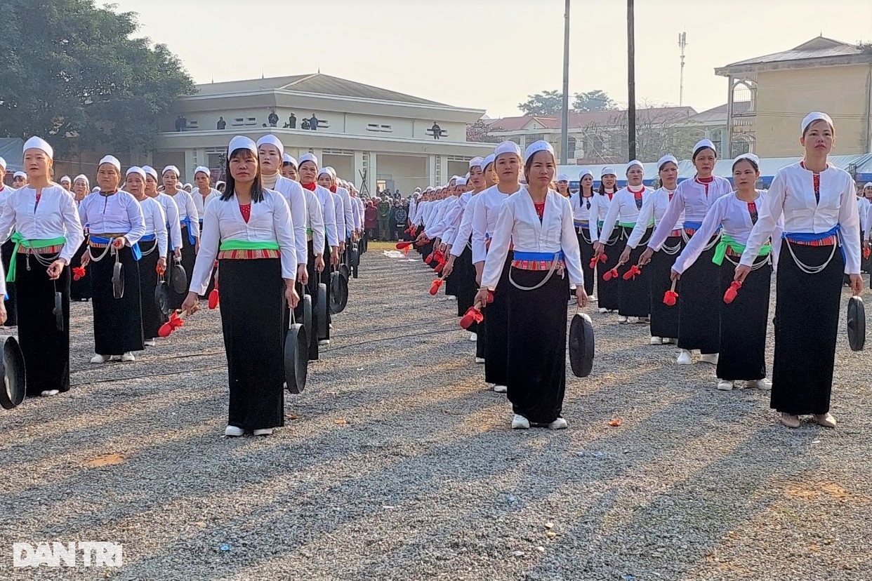 Lễ Khai hạ dân tộc Mường quy mô lớn nhất từ trước đến nay - 4 Lễ Khai hạ dân tộc Mường quy mô lớn nhất từ trước đến nay - 4