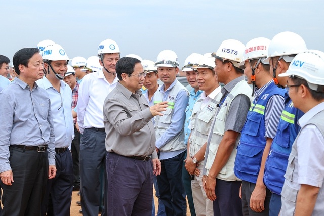Thủ tướng kiểm tra, đôn đốc dự án sân bay Long Thành - 6