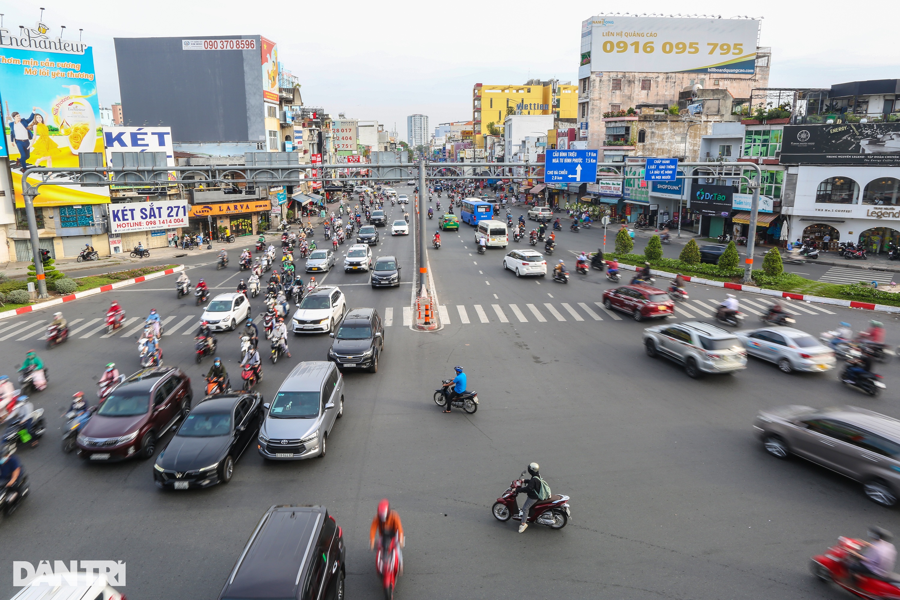 Giao thông TPHCM ùn ứ cục bộ sáng đầu tuần sau kỳ nghỉ Tết - 7