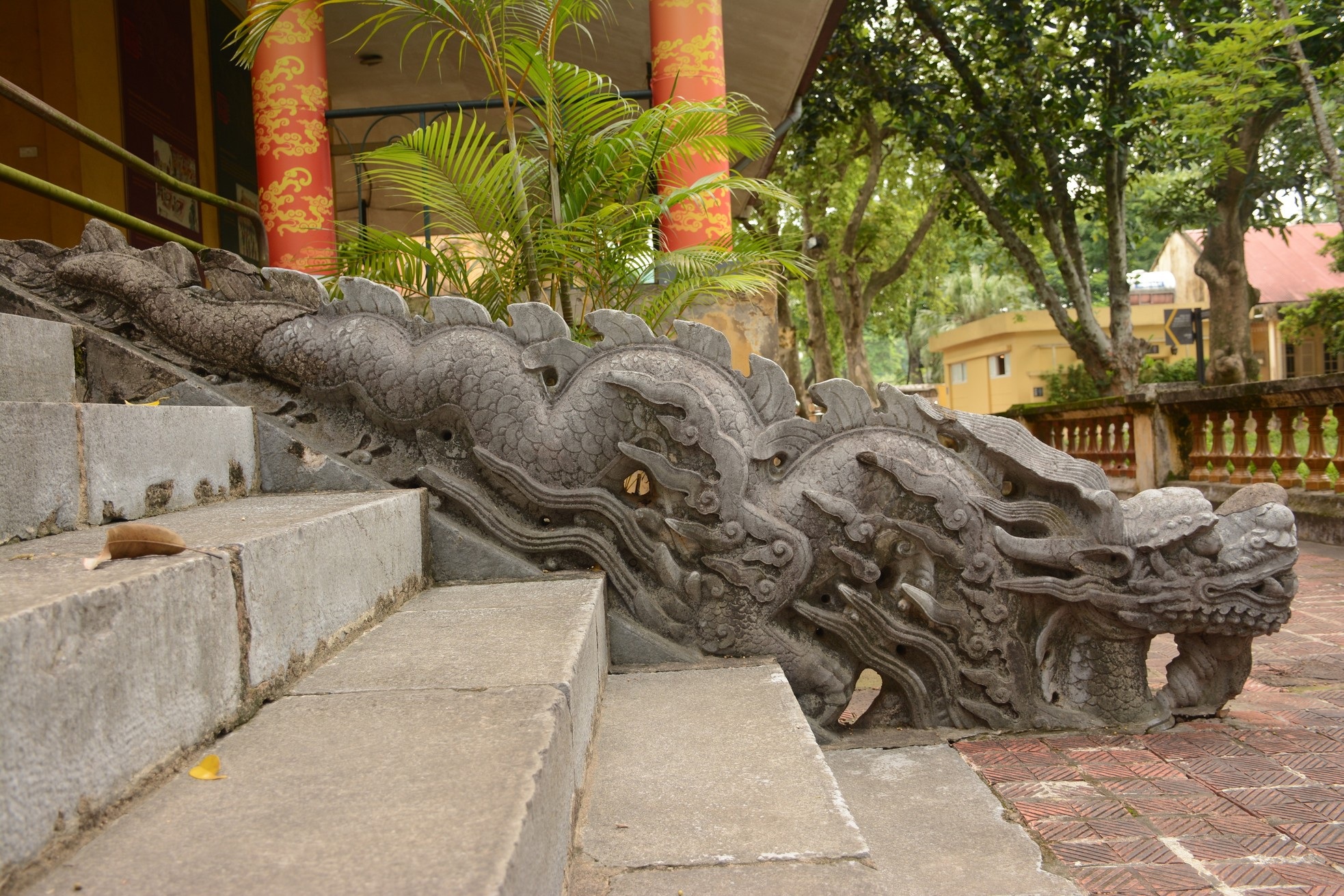 Thành bậc điện Kính Thiên và 3 bảo vật quốc gia tại Hoàng Thành Thăng Long - 2