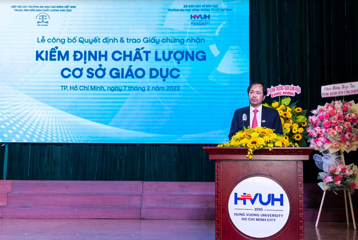 Đại học Hùng Vương TPHCM nhận chứng nhận kiểm định chất lượng giáo dục - 3