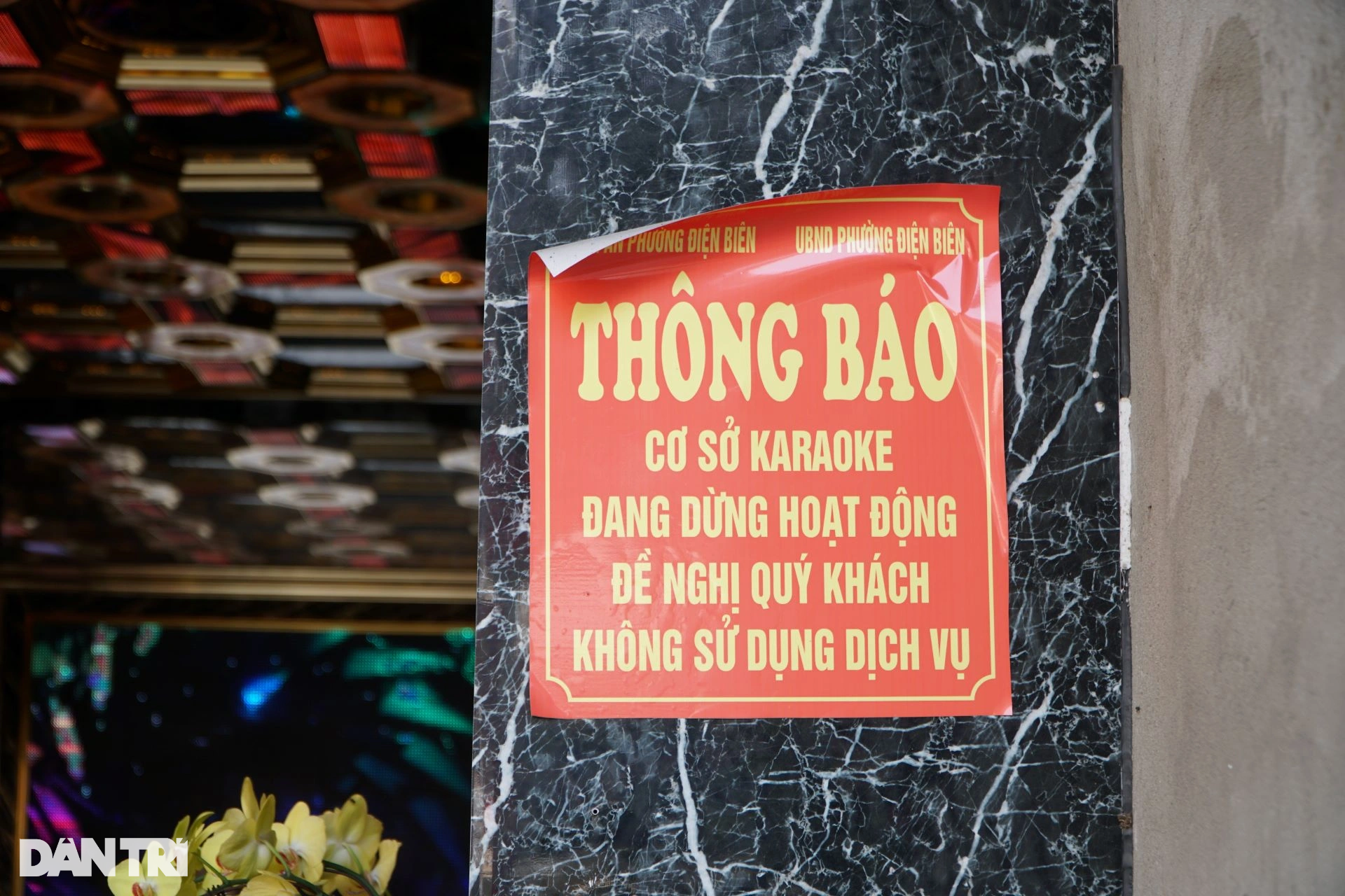 Đầu tư tiền tỷ mở quán karaoke, hoạt động được 9 ngày thì bị đóng cửa - 2