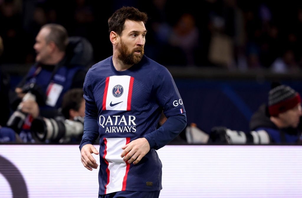 Messi phủ nhận đàm phán trở lại Barcelona - 1