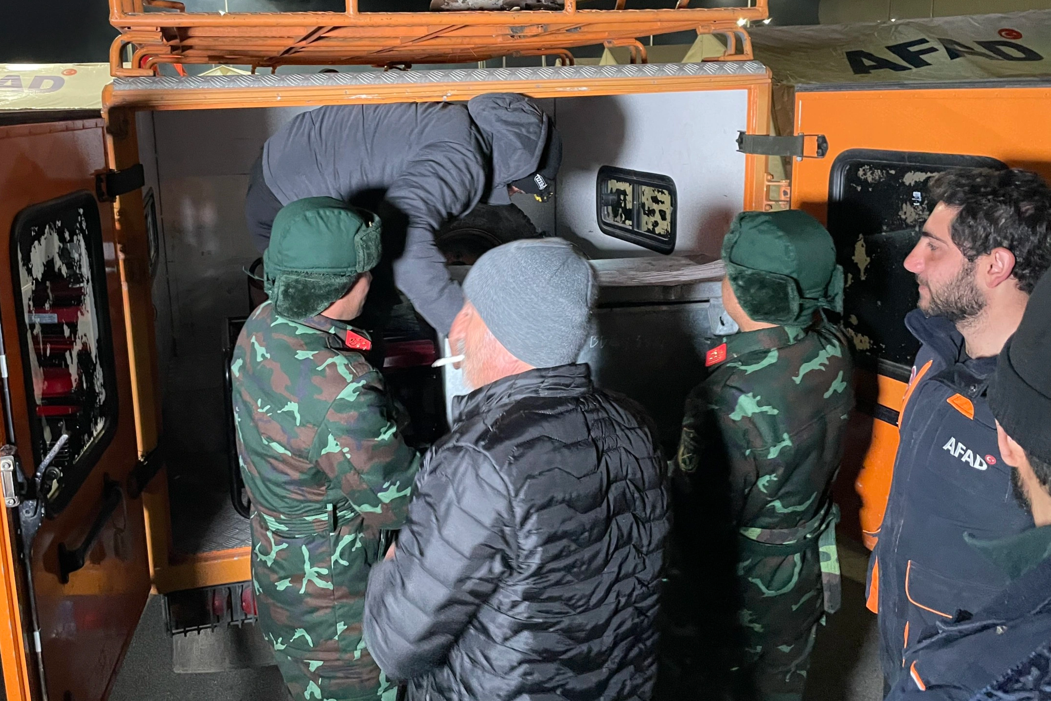 Trao gần 25 tấn hàng của Bộ Quốc phòng Việt Nam tặng Thổ Nhĩ Kỳ - 2
