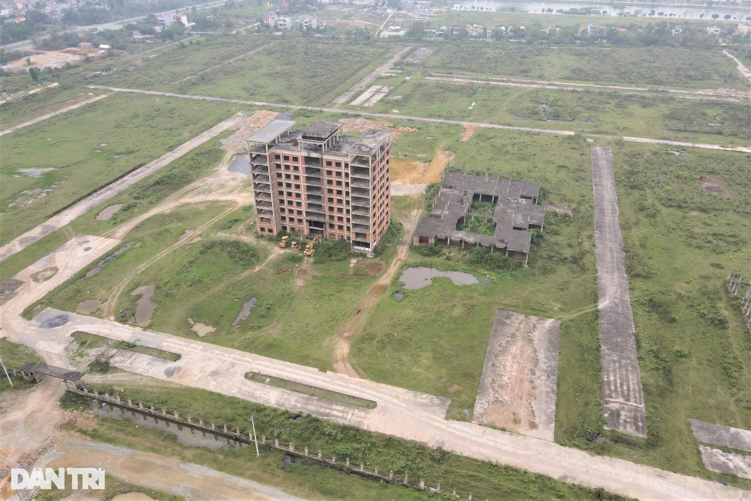 Dự án trường đại học trăm tỷ trùm mền gần 2 thập kỷ - 8 Dự án trường đại học trăm tỷ trùm mền gần 2 thập kỷ - 8