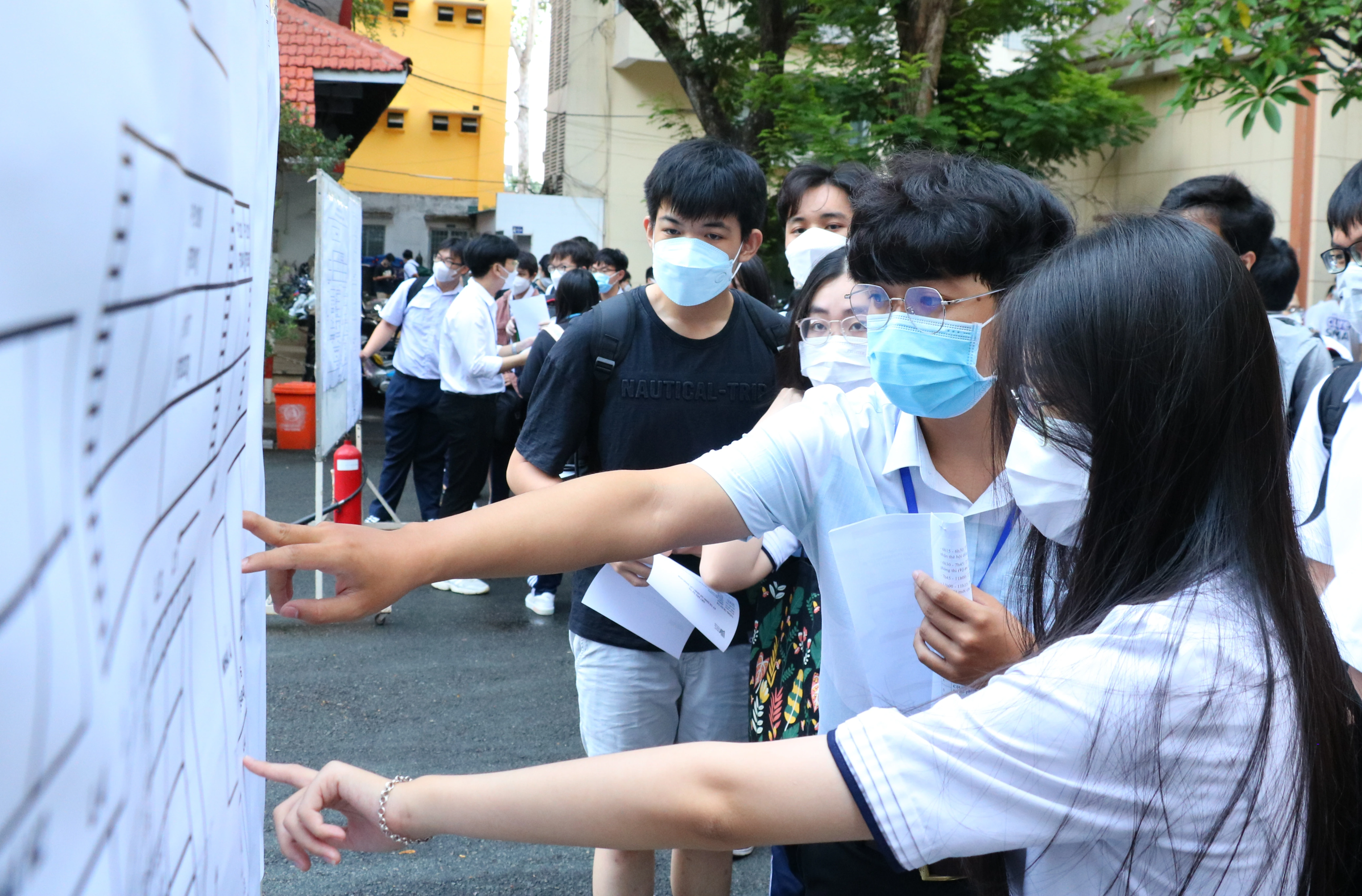 Tỷ lệ học sinh khá giỏi cao chót vót, đại học né tuyển sinh học bạ - 4