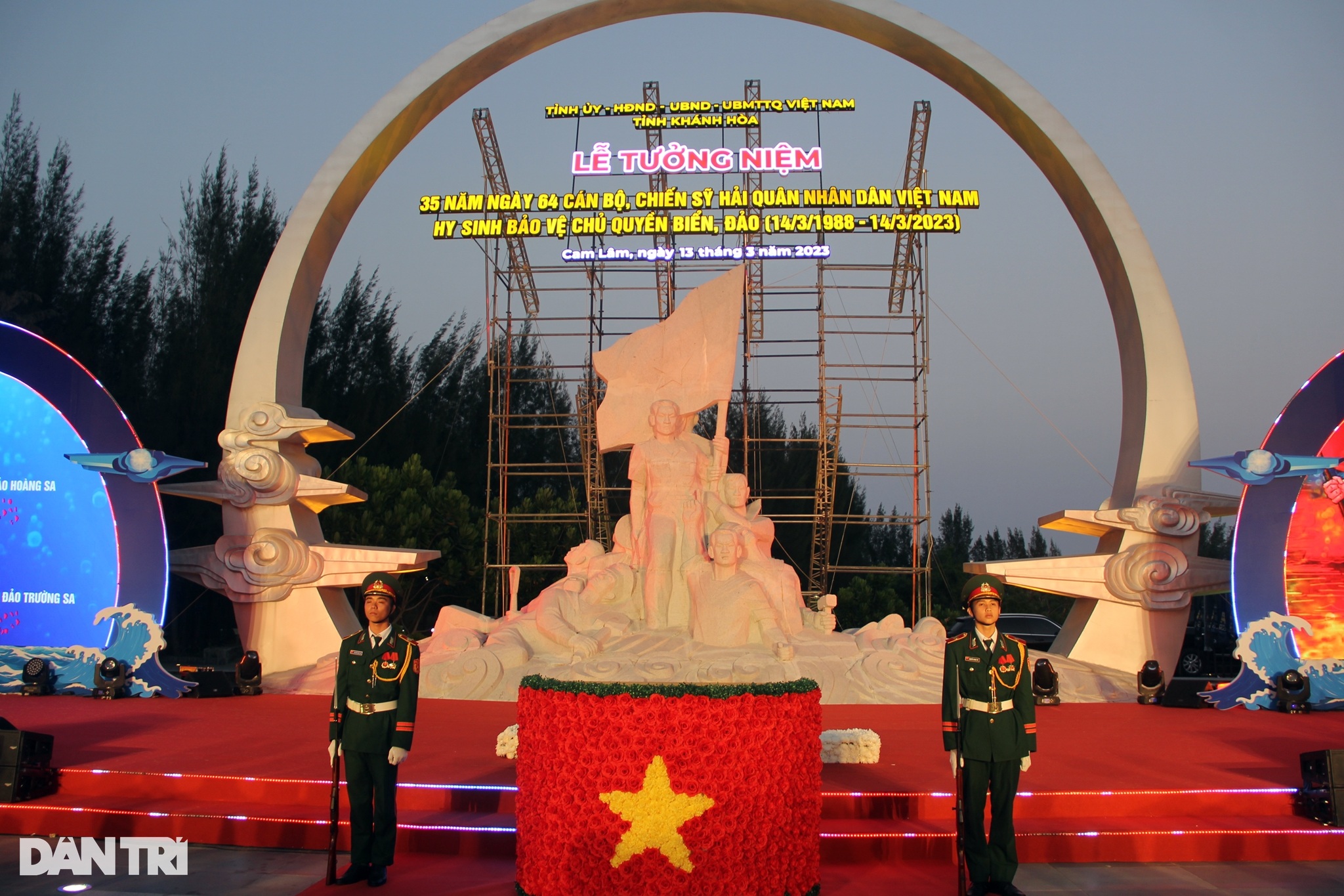 Tưởng niệm 64 liệt sĩ hy sinh tại Gạc Ma - 1 Tưởng niệm 64 liệt sĩ hy sinh tại Gạc Ma - 1