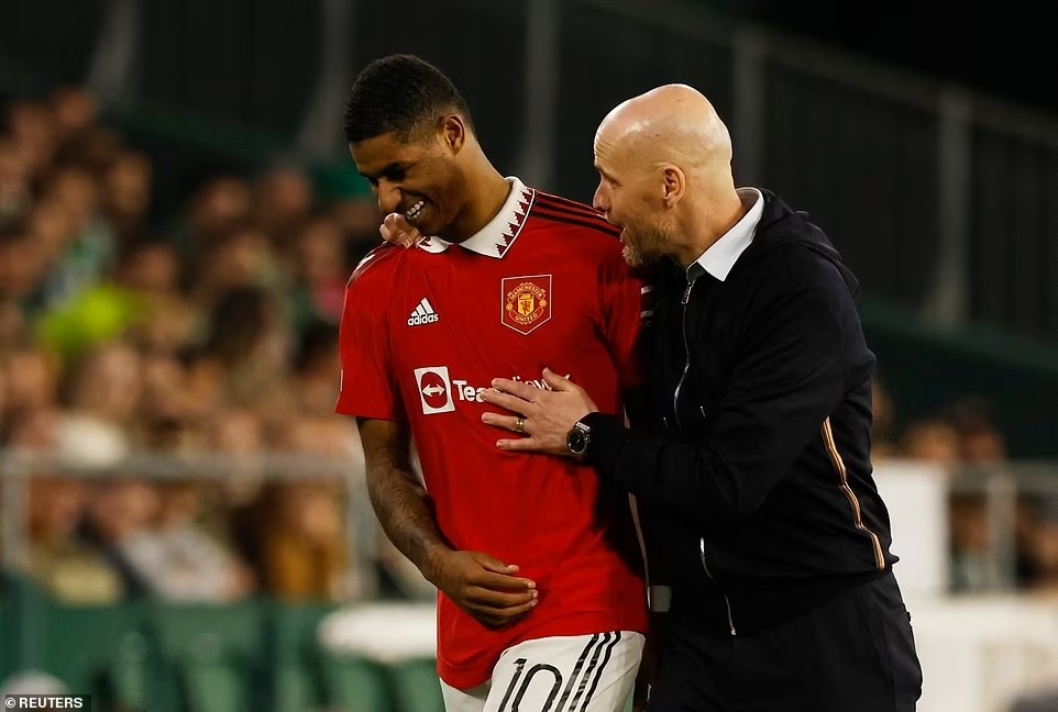 Marcus Rashford phá kỷ lục của Cristiano Ronaldo - 2