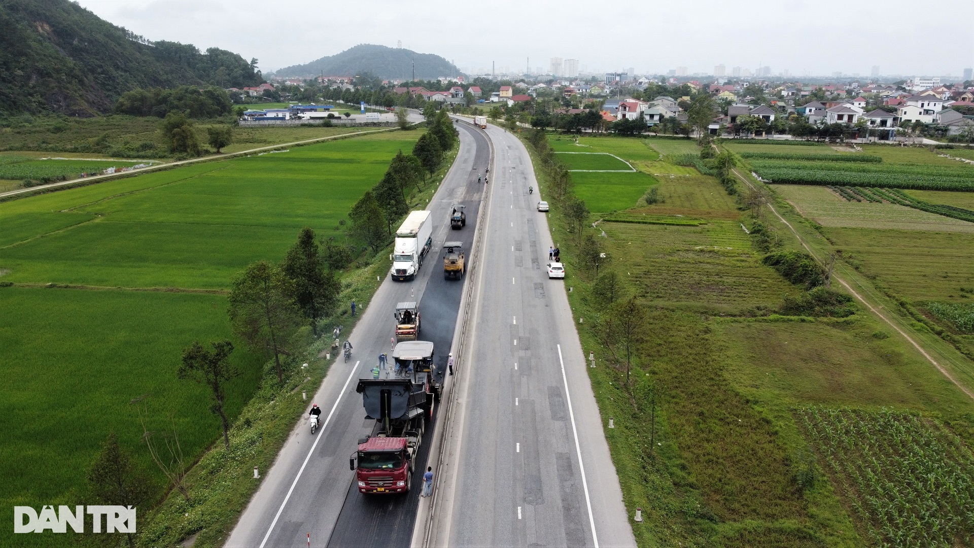 Quốc lộ 1 được sửa chữa sau tối hậu thư của Cục Đường bộ - 1 Quốc lộ 1 được sửa chữa sau tối hậu thư của Cục Đường bộ - 1