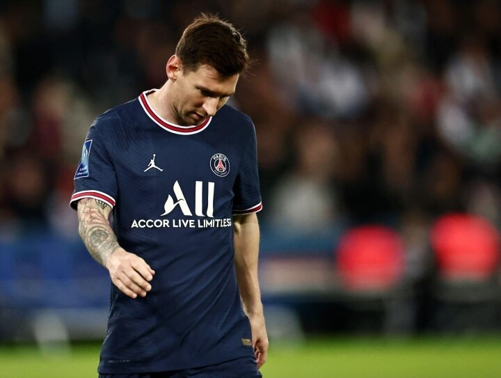 Phản ứng đau xót của Messi sau khi bị cổ động viên chửi rủa - 2