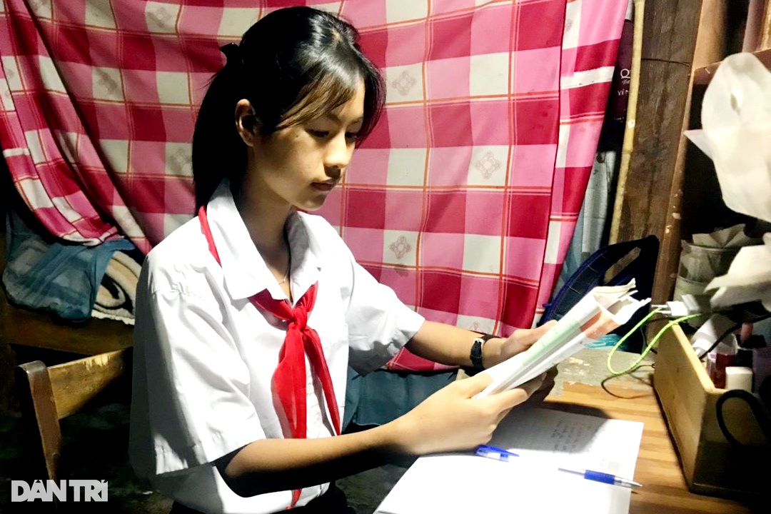 Nghị lực của những nữ sinh vượt khó học giỏi nơi cao nguyên - 4 Nghị lực của những nữ sinh vượt khó học giỏi nơi cao nguyên - 4