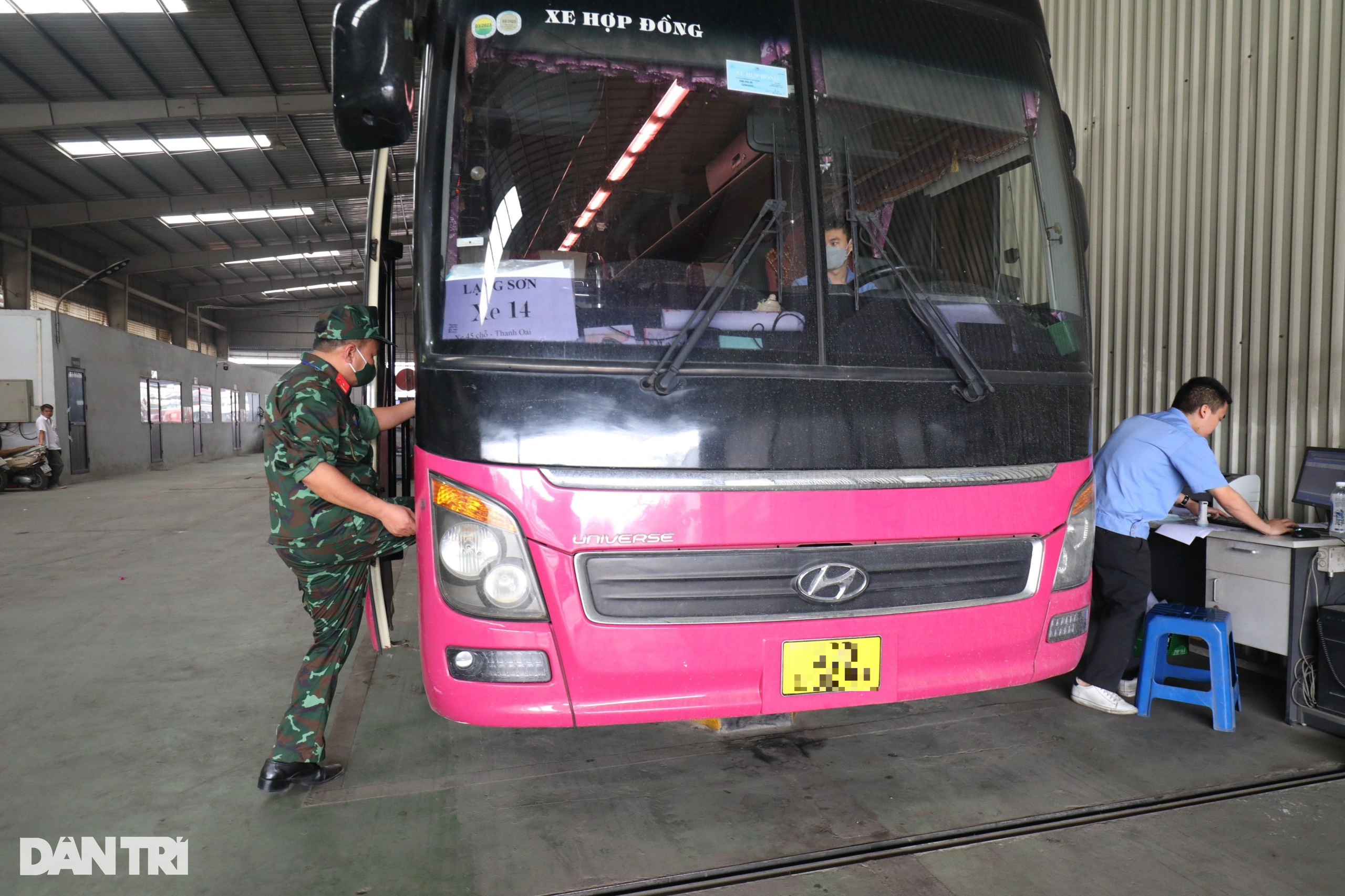 Xem kiểm định viên quân sự hỗ trợ trung tâm đăng kiểm xe cơ giới ở Hà Nội - 5