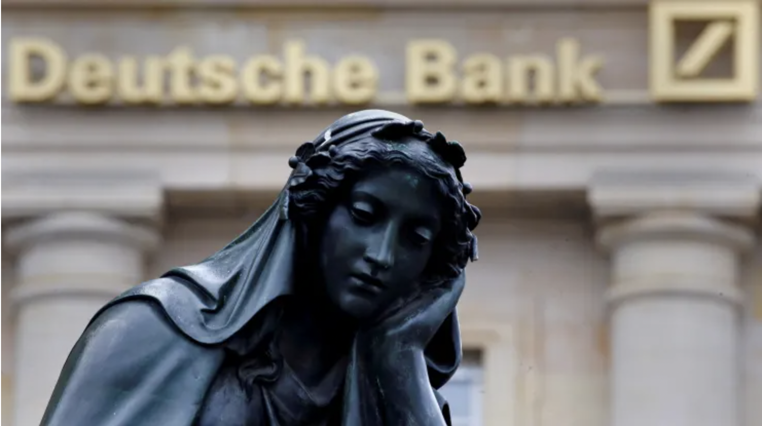Lo ngại chuyển hướng sang Deutsche Bank - 1