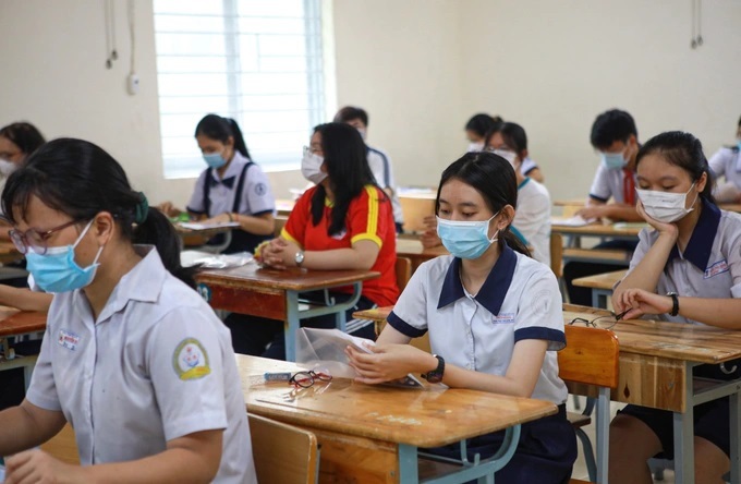 Thi vào lớp 10 ở Hà Nội: Con học đến trầm cảm, phụ huynh lo phương án dự bị - 3