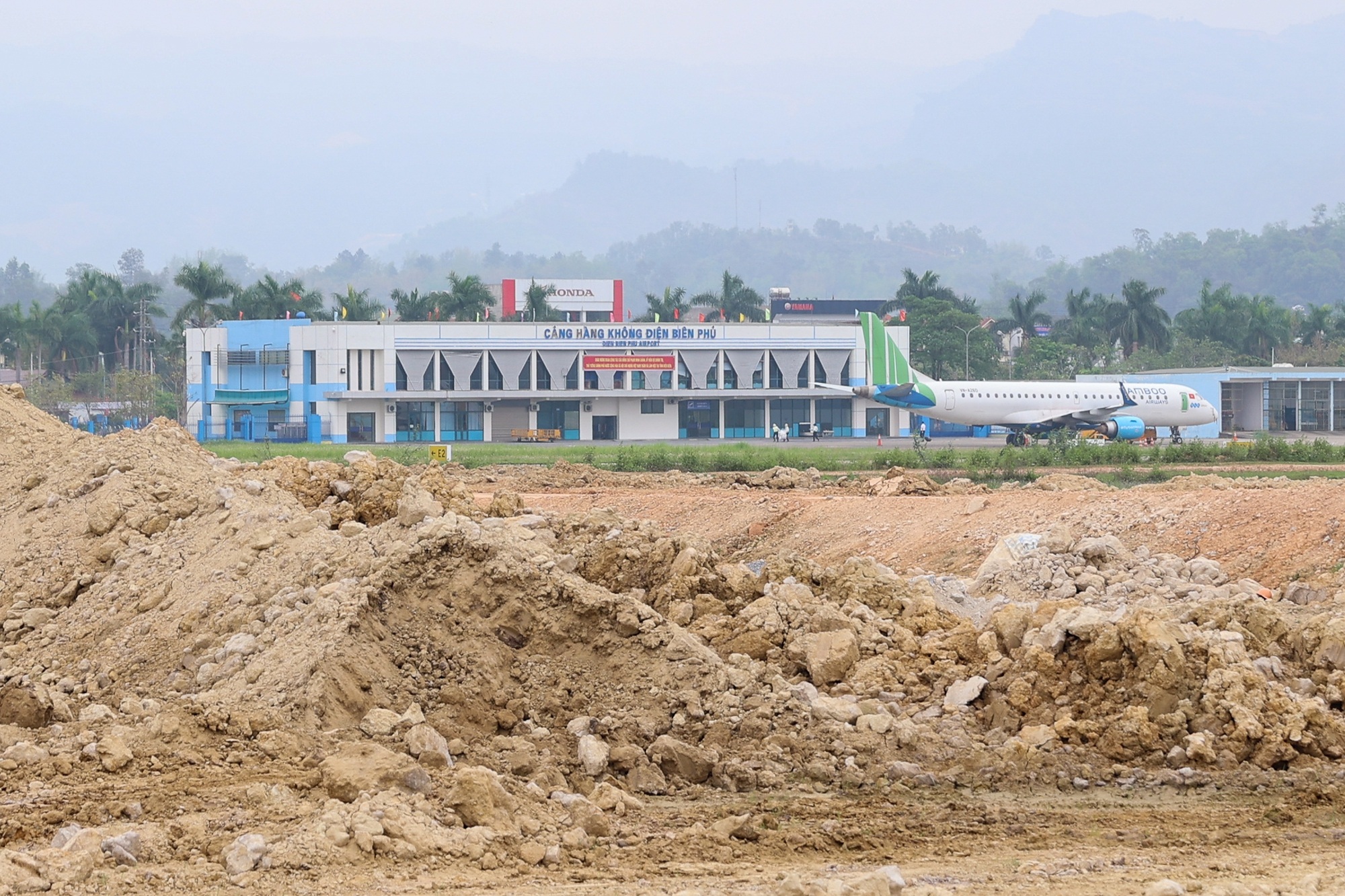 Thủ tướng yêu cầu hoàn thành sân bay Điện Biên trong tháng 11 - 2