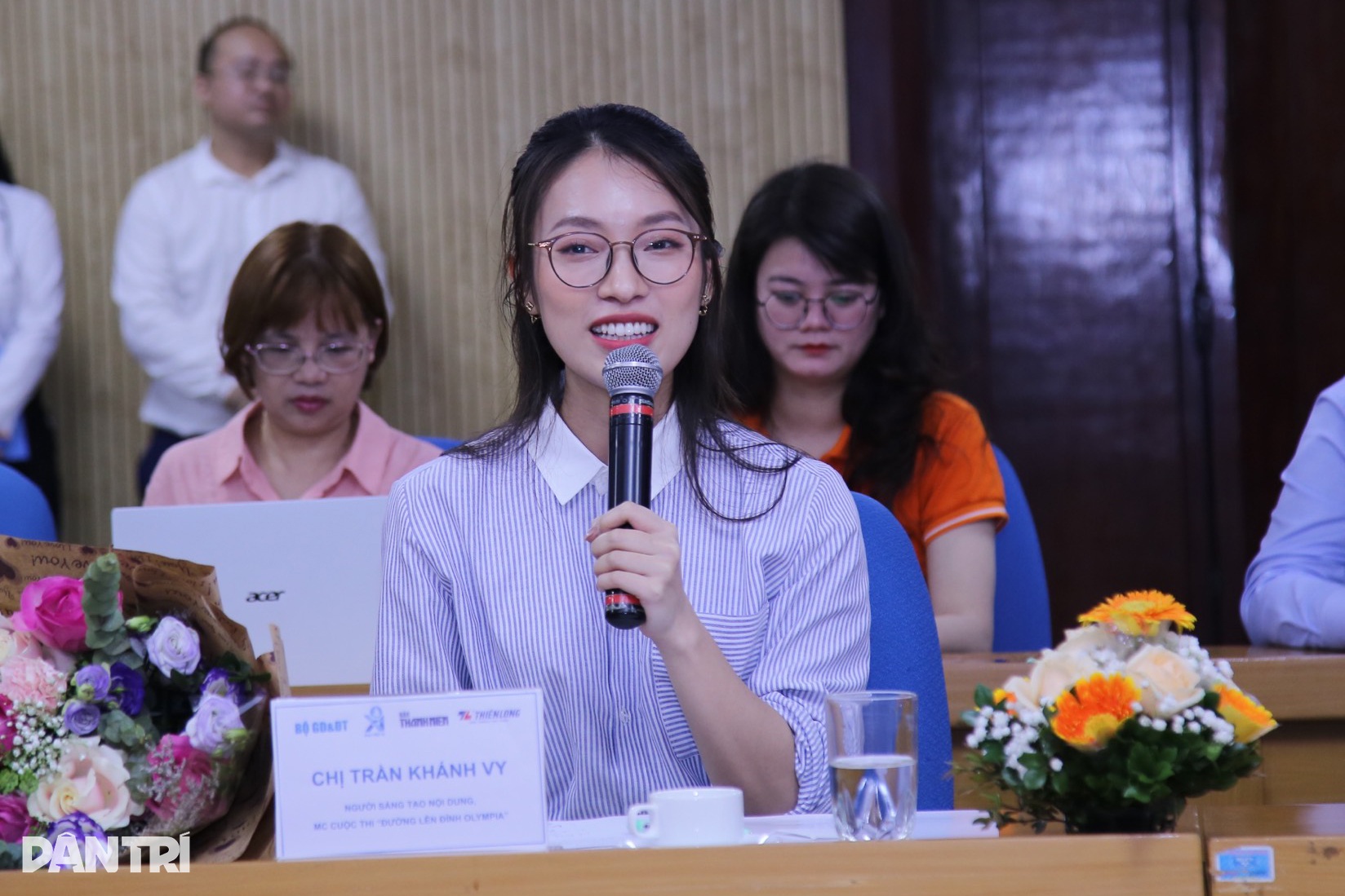 MC Khánh Vy, Siêu trí tuệ Hà Việt Hoàng cùng tiếp sức mùa thi 2023 - 2 MC Khánh Vy, Siêu trí tuệ Hà Việt Hoàng cùng tiếp sức mùa thi 2023 - 2