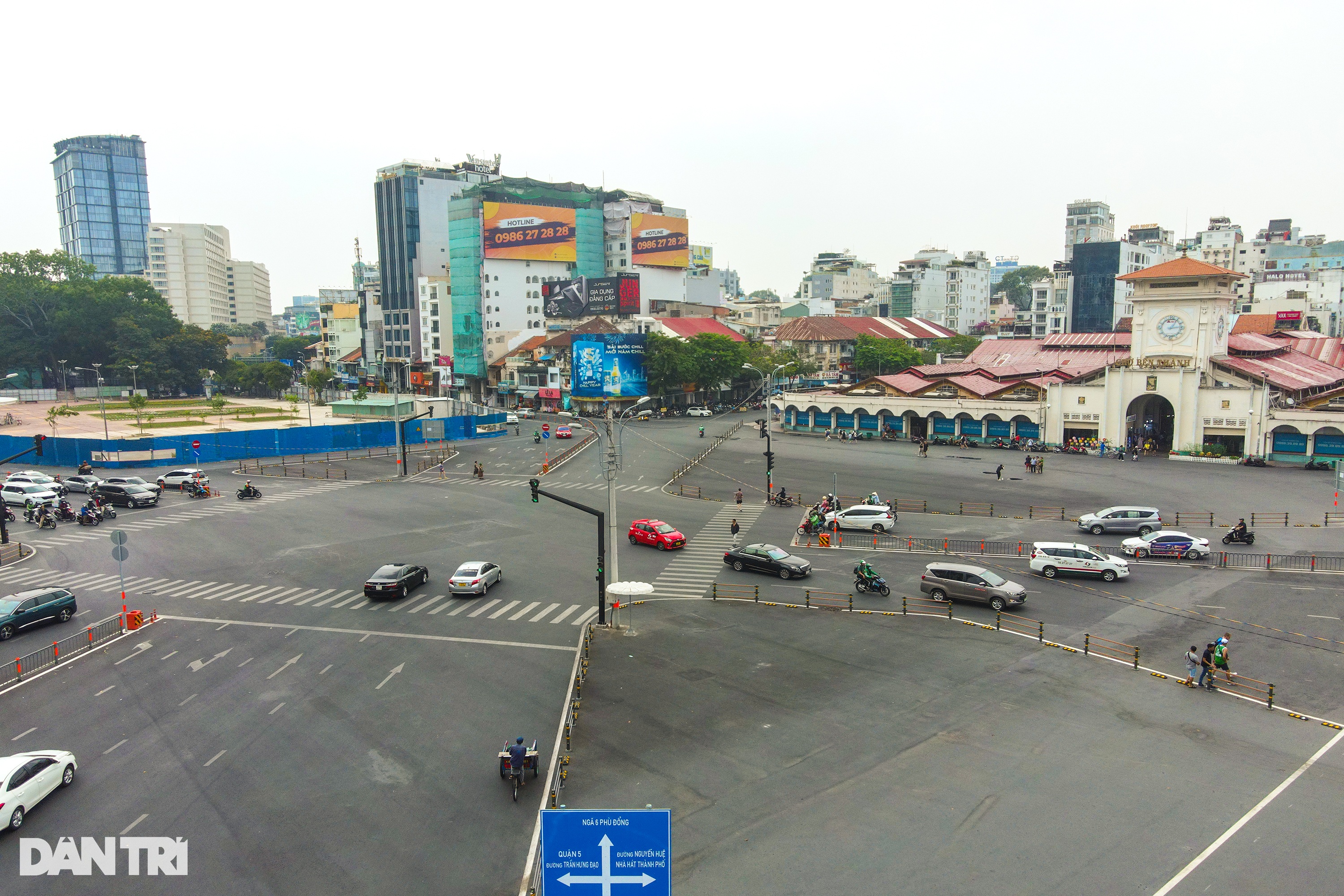 Diện mạo bùng binh Bến Thành sau hơn 100 năm - 4 Diện mạo bùng binh Bến Thành sau hơn 100 năm - 4