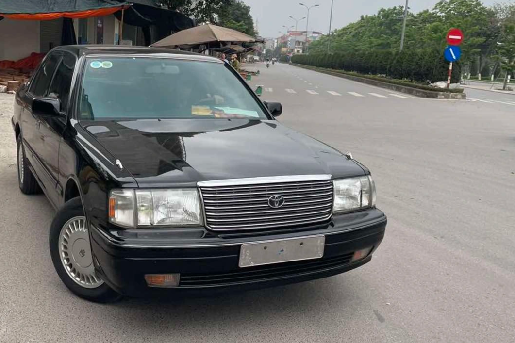 Đấu giá 4 ô tô Toyota Crown của Văn phòng Chính phủ: Diễn biến bất ngờ - 4