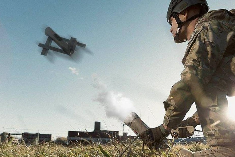 Đài RT: Ukraine triển khai UAV cảm tử của Mỹ tấn công lãnh thổ Nga - 1