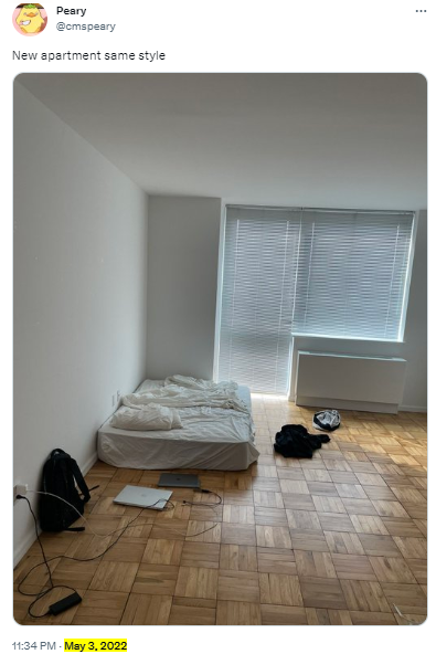 Trên thực tế, bức ảnh căn phòng ngủ này được chụp và chia sẻ lên Twitter từ tháng 5/2022 (Ảnh: Misbar).