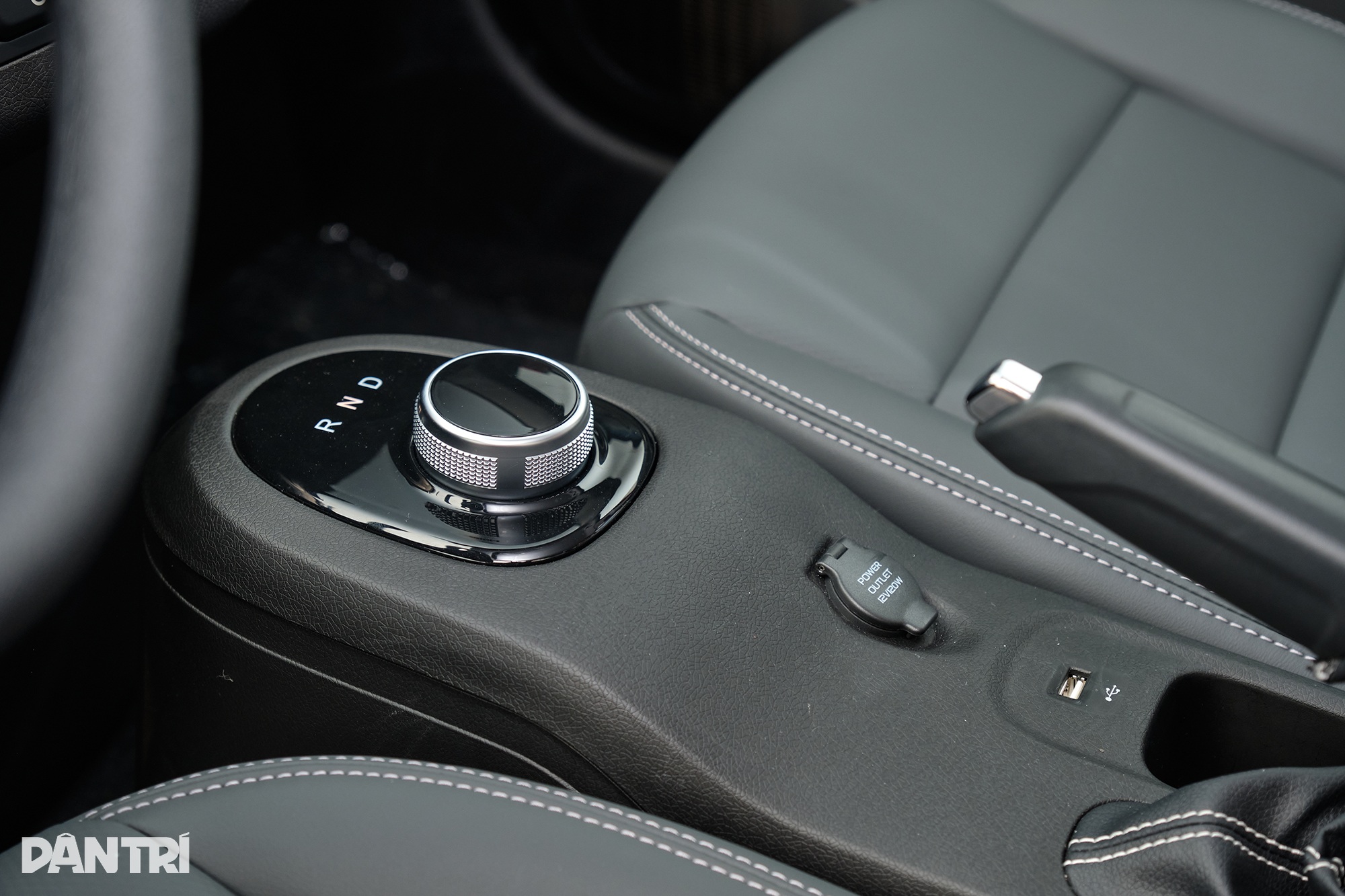 View - Chi tiết VinFast VF 5 Plus, có yếu tố gì để trở thành xe điện "quốc dân"? | Báo Dân trí