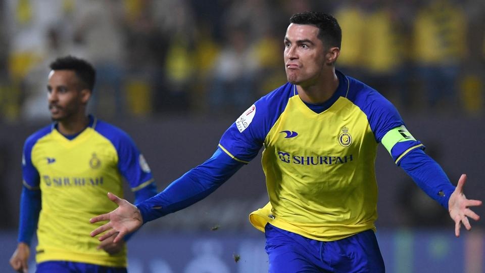 C. Ronaldo knuser kritikken og stråler, og leder Al Nassr til en rungende seier - 1 Đập tan sự chỉ trích, C.Ronaldo tỏa sáng giúp Al Nassr đại thắng - 1