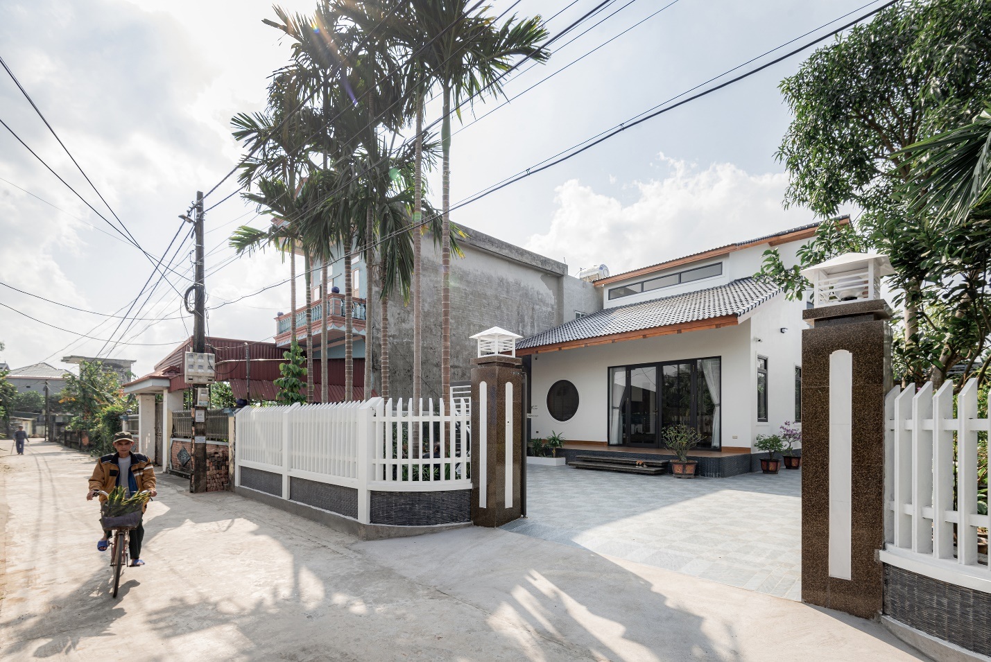 View - Căn nhà giữa làng quê Thái Bình theo phong cách Nhật, chi phí gần 2 tỷ đồng | Báo Dân trí