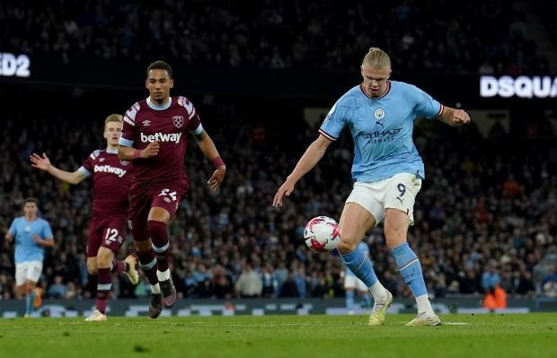 Lập kỷ lục ở Premier League, Erling Haaland nói điều bất ngờ - 1