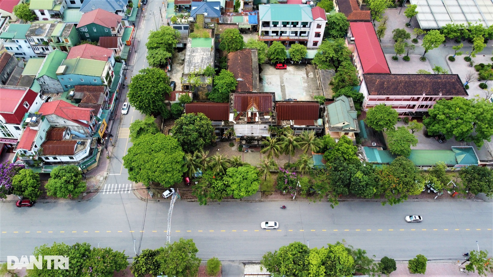 Hàng loạt trụ sở, nhà khách bỏ hoang tại các vị trí đất vàng ở Hà Tĩnh - 2