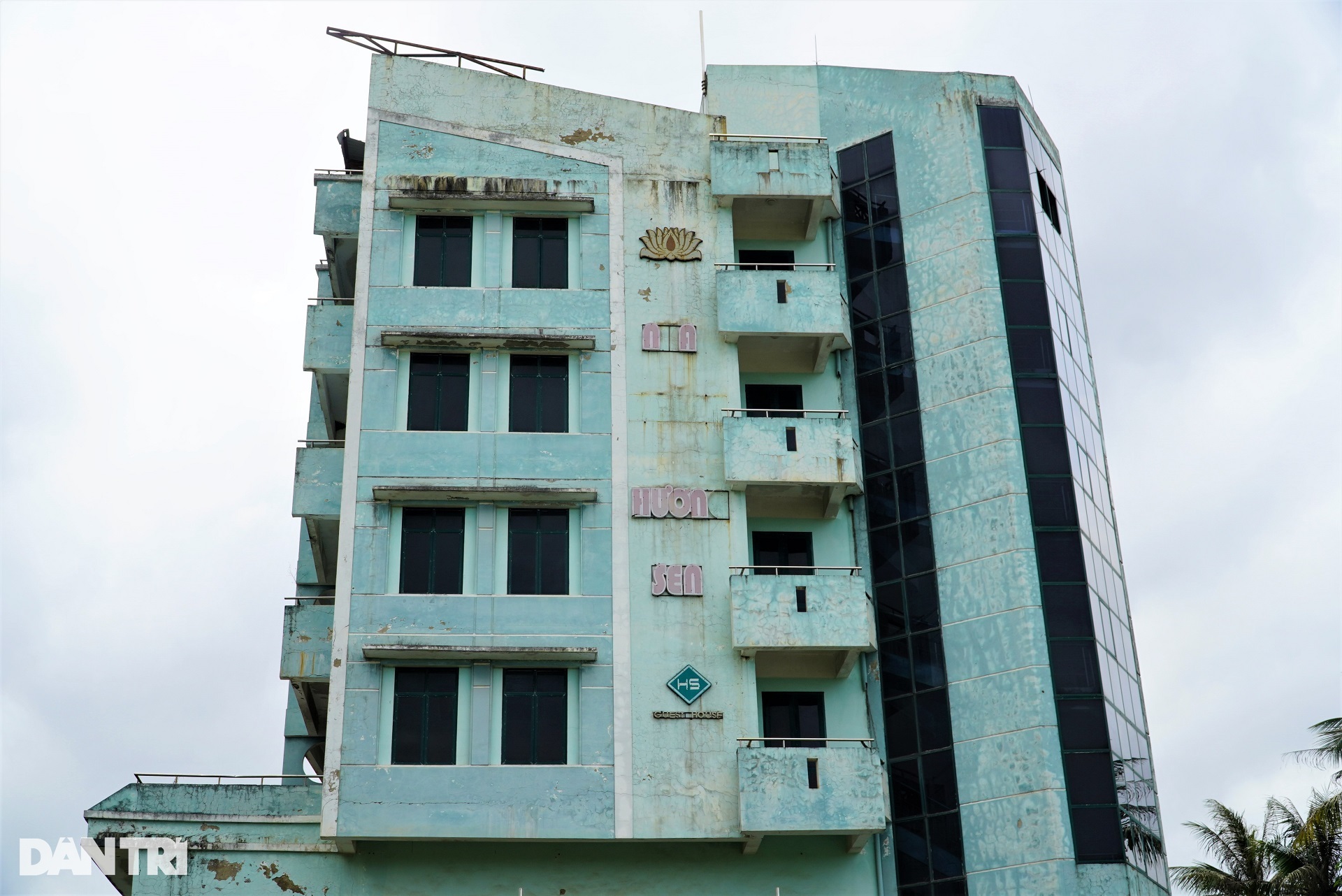 Hàng loạt trụ sở, nhà khách bỏ hoang tại các vị trí đất vàng ở Hà Tĩnh - 10