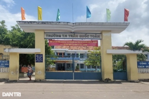 Một trường ở Bình Định trích tiền chụp ảnh của học sinh cho giáo viên - 2