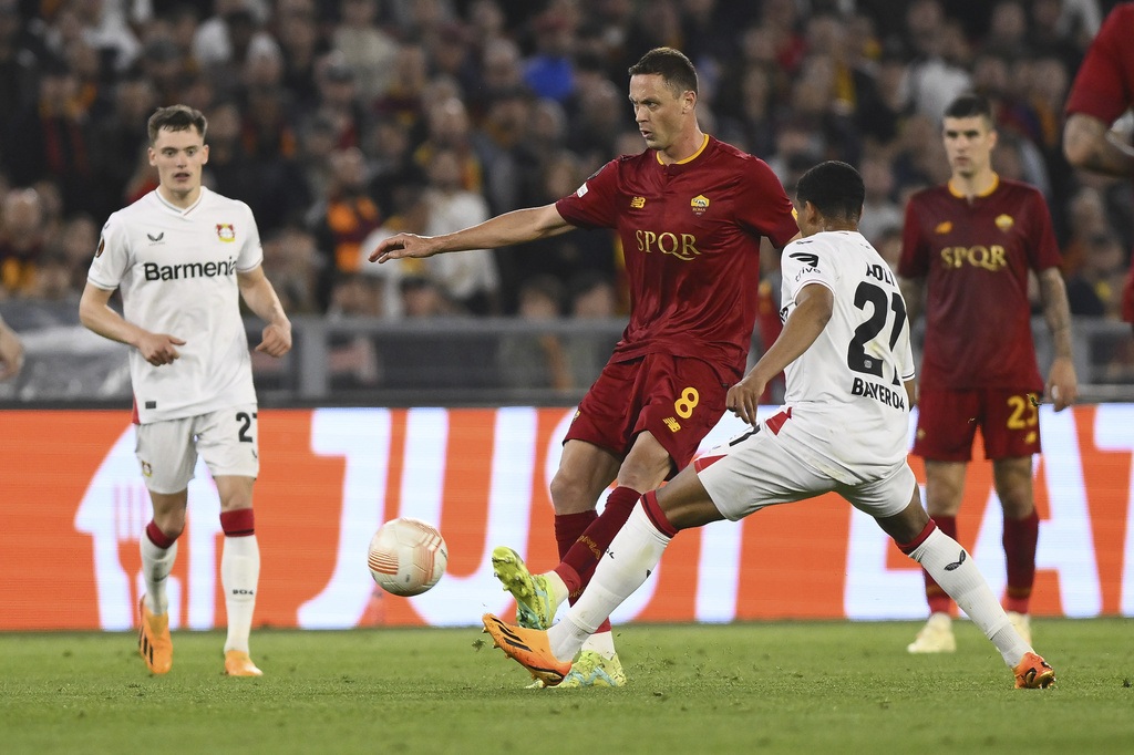Juventus hòa may mắn Sevilla, AS Roma chiếm lợi thế ở Europa League - 1
